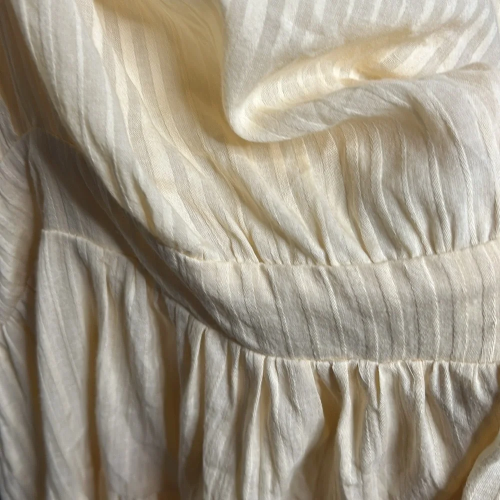 Mini Dress in Cream Flowy V-Neck with Tiered Skirt 100% Cotton with Poly Lining - Picture 7 of 9